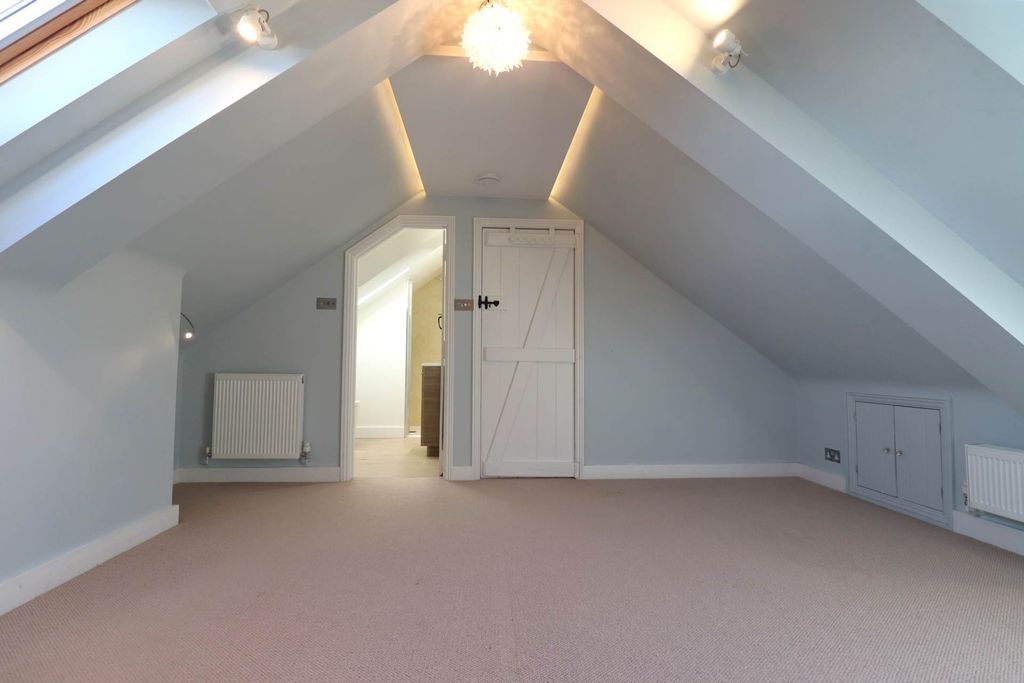 Additional image 15 of 4 bed detached house for saleOxford Street, Ramsbury, Marlborough SN8