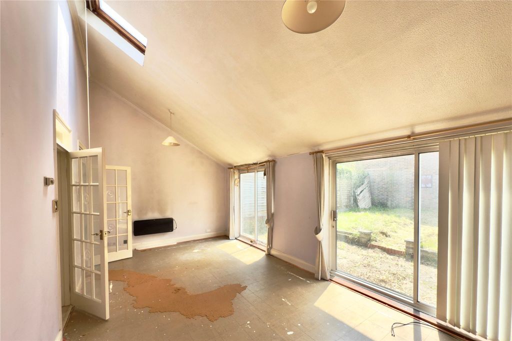Additional image 2 of 2 bed end terrace house for saleBracknell, Berkshire RG12