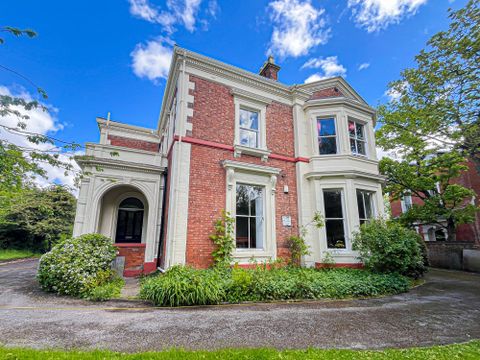 Parkfield Road, Aigburth L17