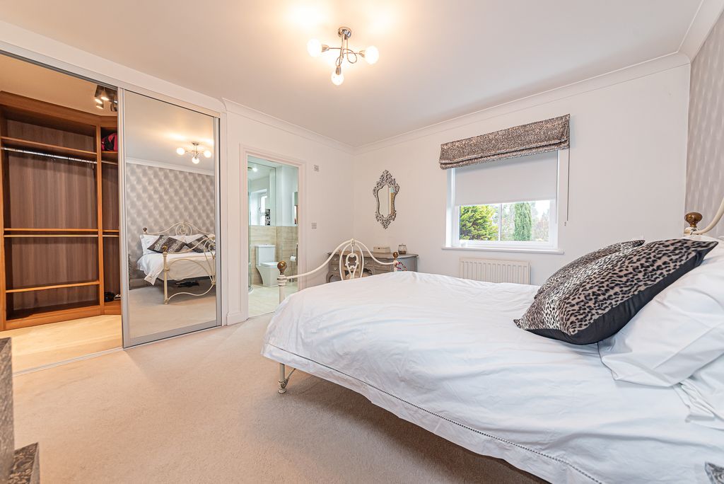 Additional image 4 of 4 bed town house for saleGatcombe Crescent, Ascot, Berkshire SL5