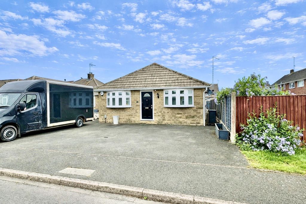 3 bed detached bungalow for saleEgerton Close, Swindon SN3
