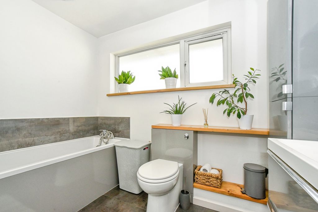 Additional image 7 of 3 bed semi-detached house for saleBarrington Close - Liden, Swindon SN3