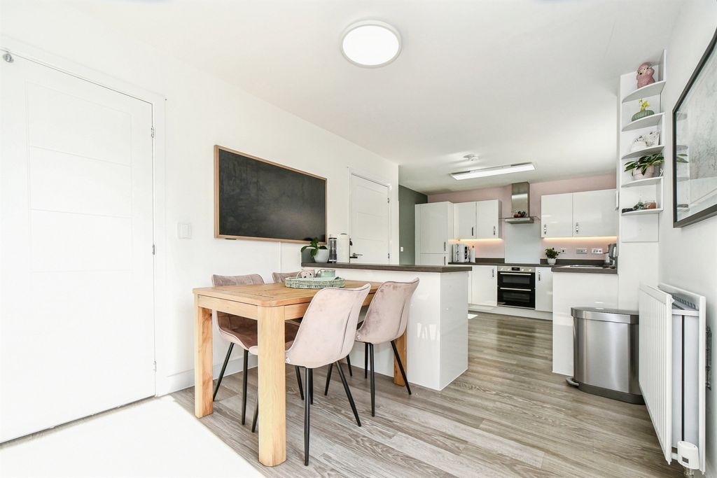 Additional image 9 of 4 bed detached house for saleBrook Close, Lyneham, Chippenham SN15