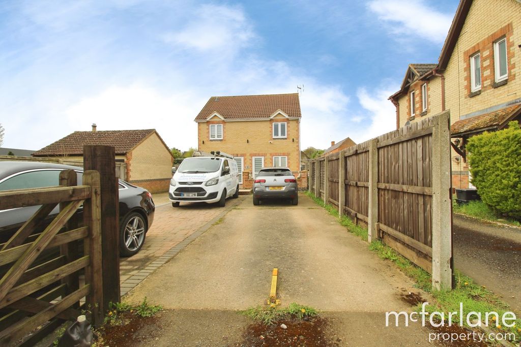 Additional image 13 of 2 bed terraced house for saleHyde Road, Upper Stratton SN2