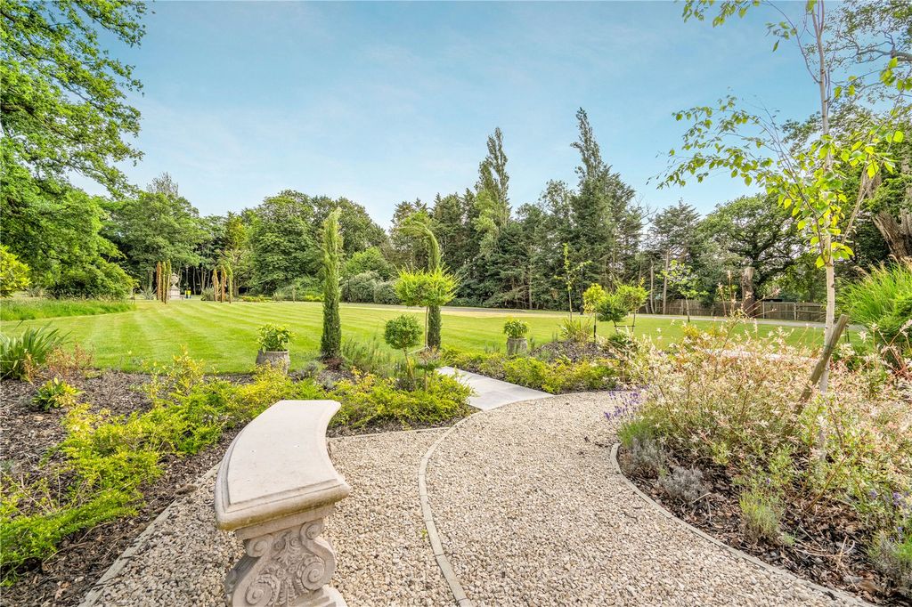Additional image 10 of 2 bed flat for saleWinkfield Park, Winkfield Row, Berkshire RG42