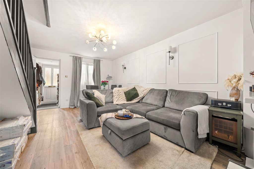 Additional image 4 of 2 bed terraced house for salePewsey Vale, Bracknell, Berkshire RG12