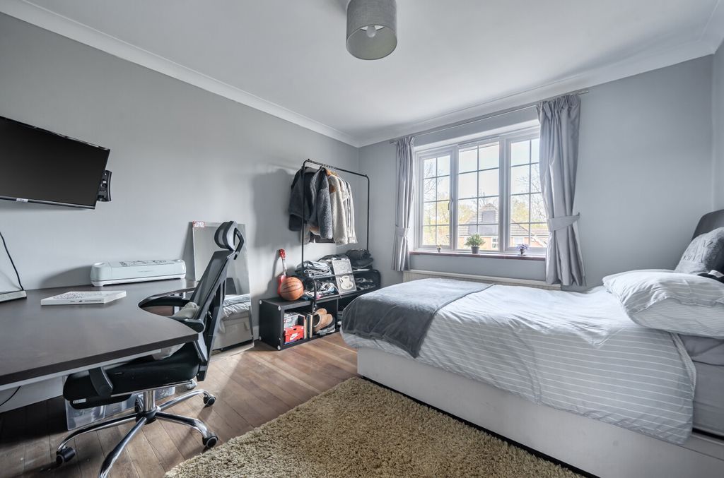 Additional image 23 of 4 bed detached house for saleJigs Lane South, Warfield, Bracknell RG42