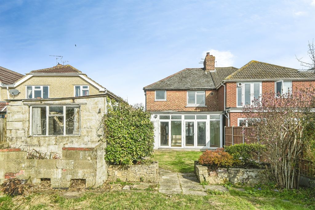 Additional image 15 of 3 bed semi-detached house for saleOxford Road, Swindon SN3
