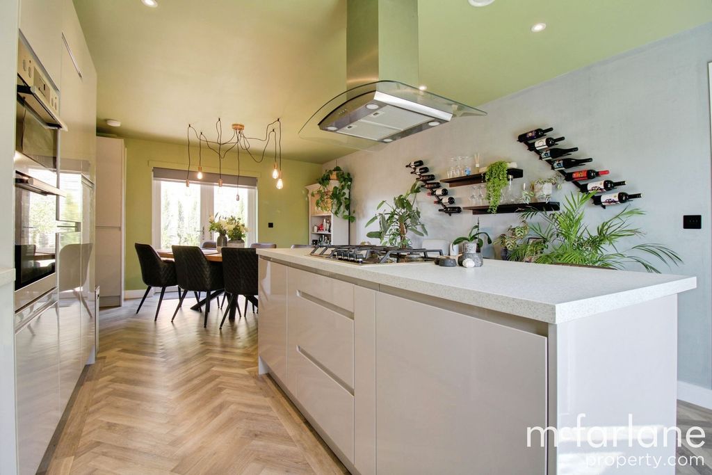 Additional image 6 of 4 bed detached house for saleTrevelyan Road, Swindon SN3