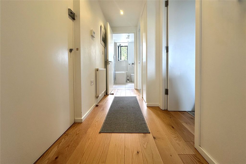 Additional image 9 of 2 bed flat for saleFrimley Road, Camberley, Surrey GU15