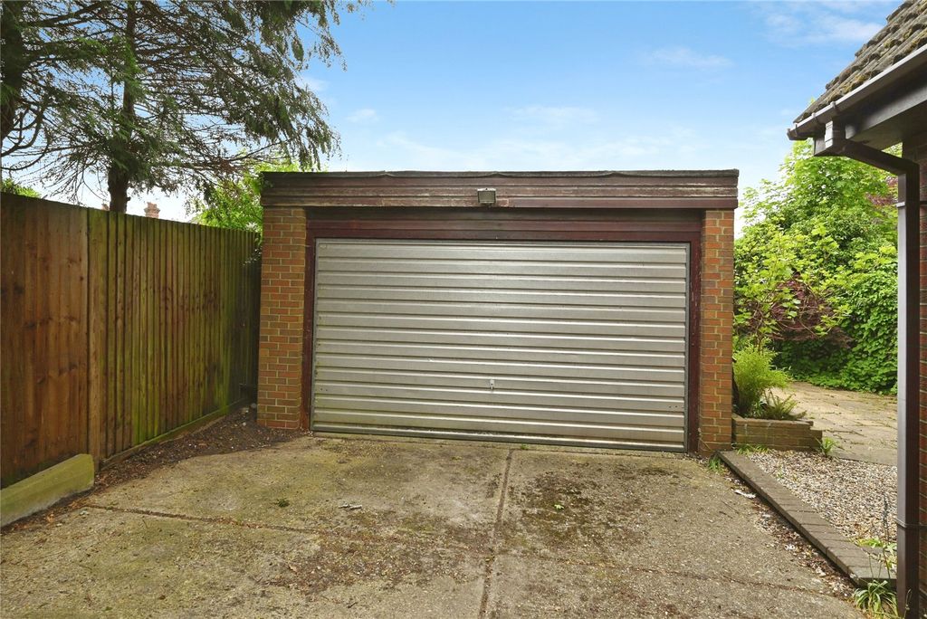 Additional image 21 of 3 bed detached house for saleKings Road, Crowthorne, Berkshire RG45