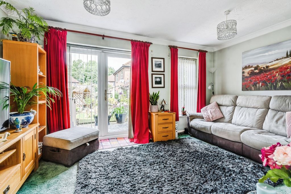 Additional image 2 of 2 bed terraced house for salePasture Close, Swindon, Wiltshire SN2