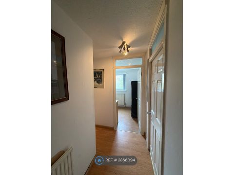 Holly Mount, Birmingham B16, Room to rent