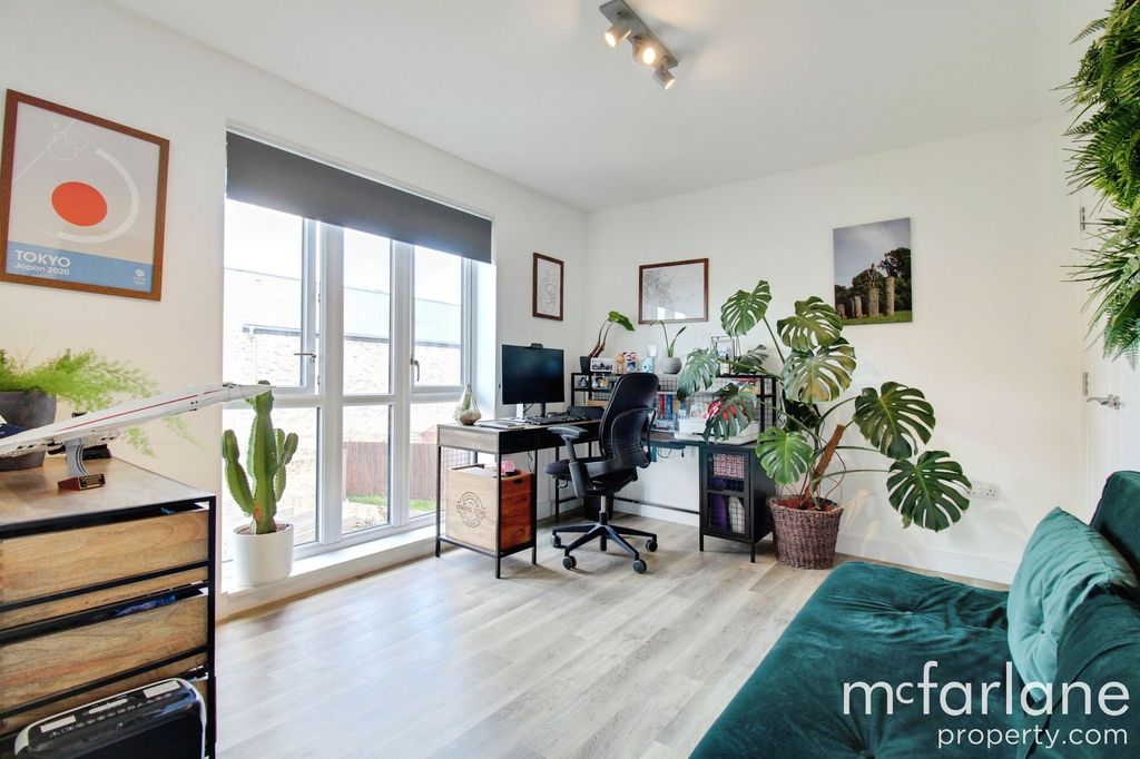 Additional image 21 of 4 bed detached house for saleTrevelyan Road, Swindon SN3