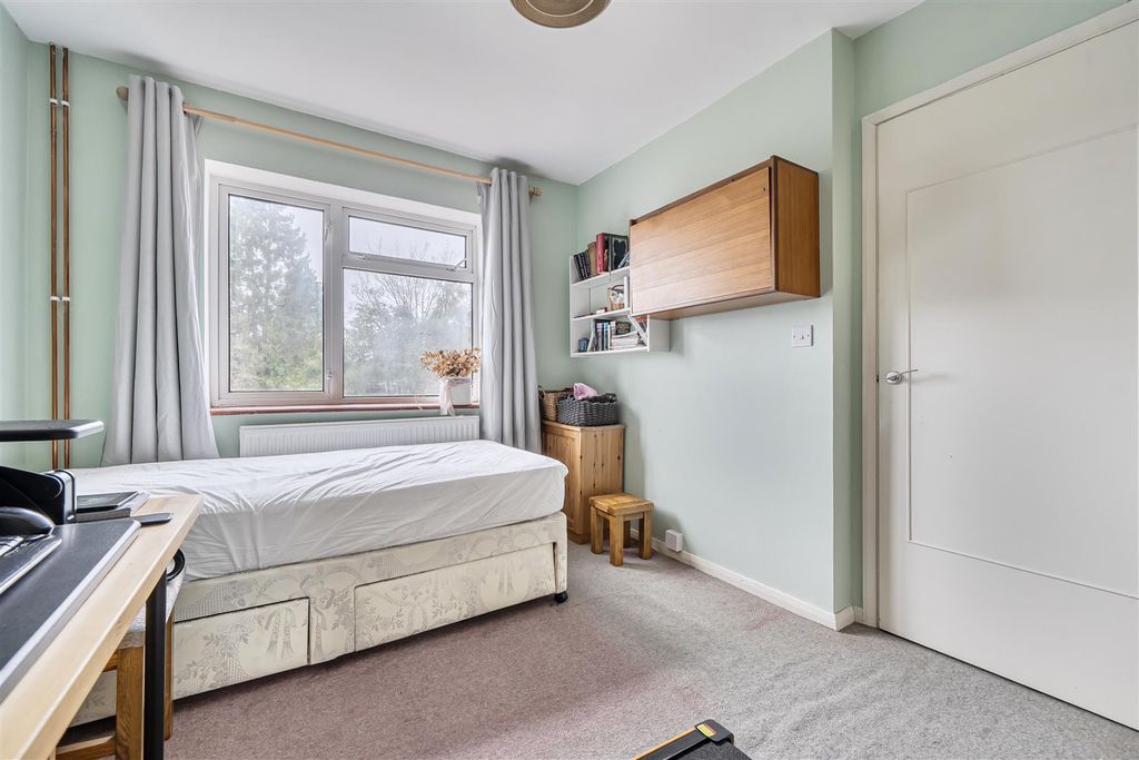 Additional image 14 of 3 bed terraced house for saleForest Road, Crowthorne, Berkshire RG45