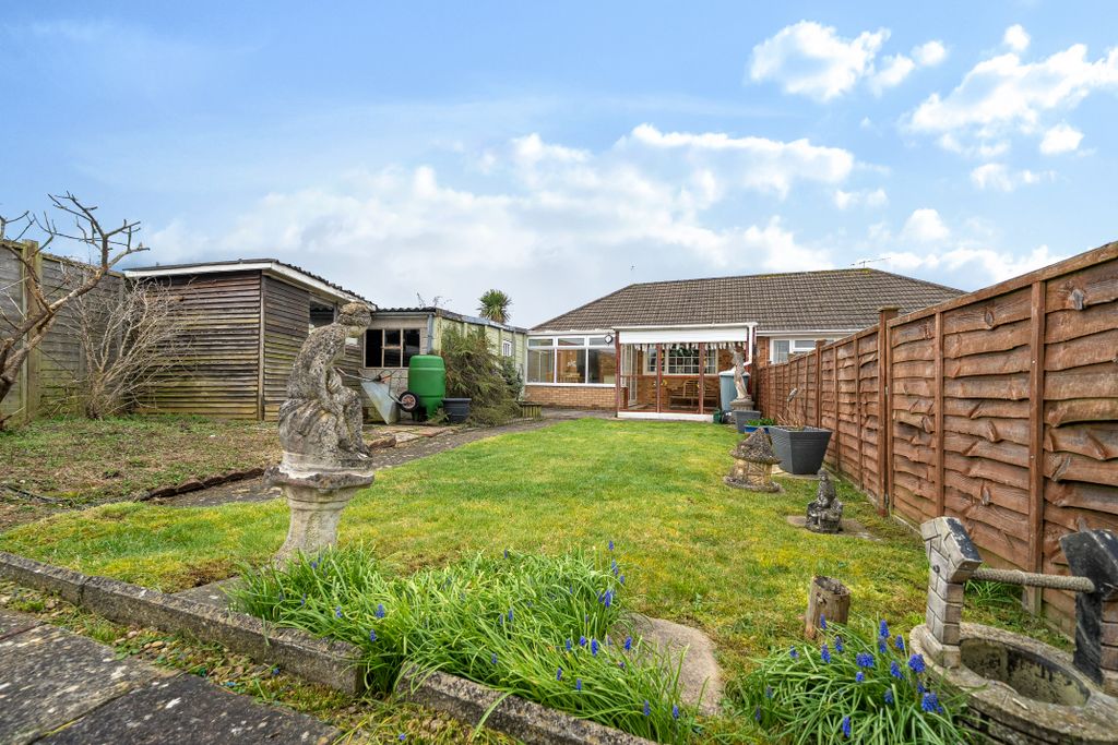 Additional image 12 of 3 bed semi-detached house for saleAvonmead, Haydon Wick, Swindon SN25