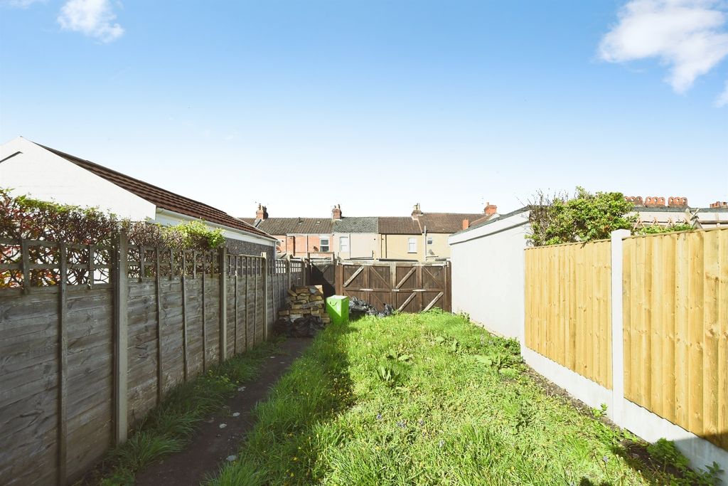 Additional image 14 of 2 bed terraced house for saleRayfield Grove, Swindon SN2
