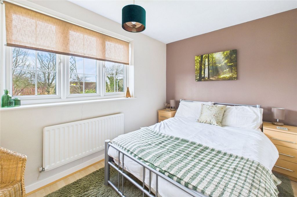 Additional image 13 of 5 bed detached house for salePaddock Close, Haydon Wick, Swindon SN25