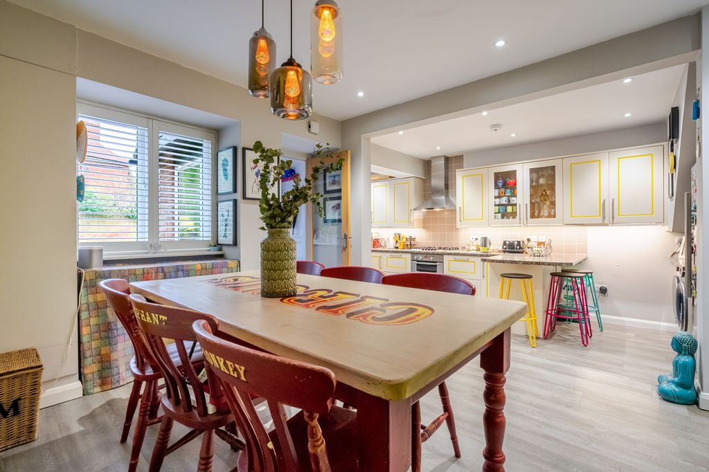 Additional image 2 of 3 bed semi-detached house for saleKennel Ride, Ascot SL5