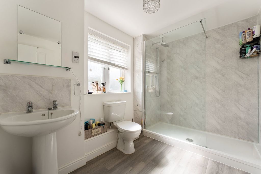 Additional image 8 of 4 bed town house for saleOsmund Walk, Old Sarum, Salisbury SP4