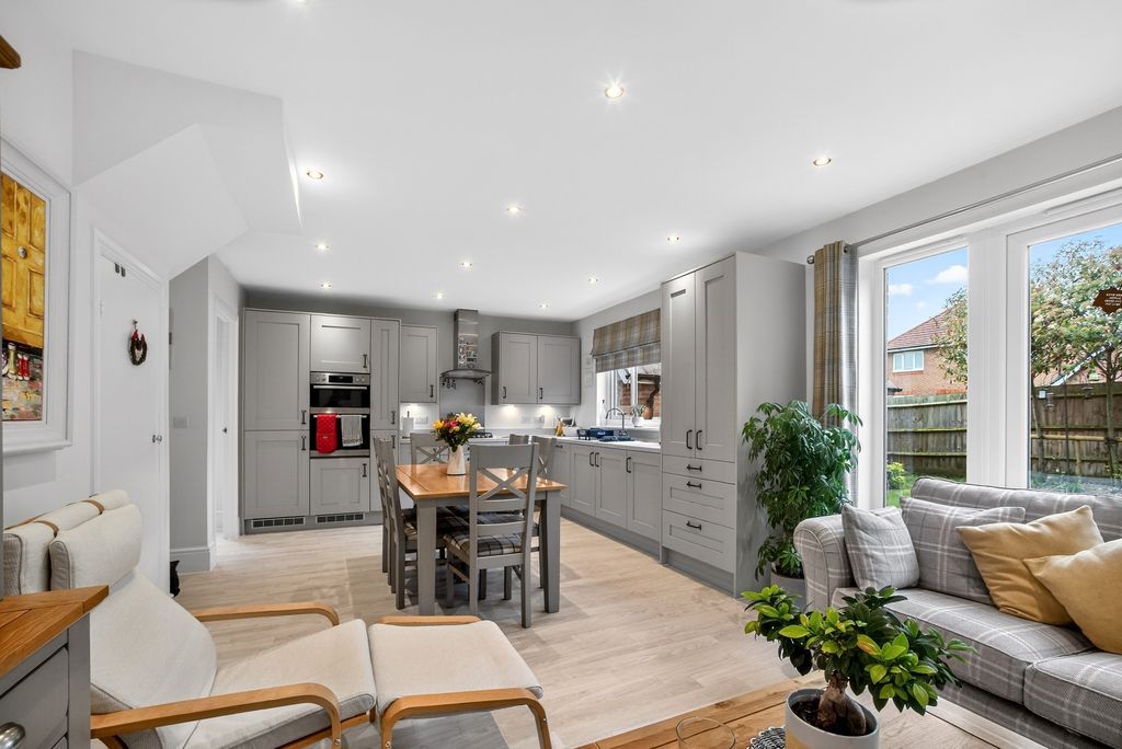 Additional image 2 of 4 bed detached house for saleBerryfield - Badbury Park, Swindon SN3