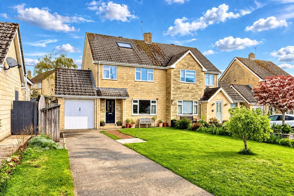 4 bed semi-detached house for saleTyning Road, Winsley BA15