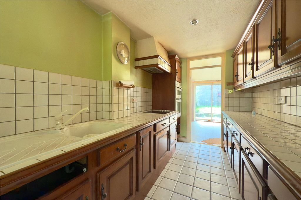 Additional image 7 of 2 bed end terrace house for saleBracknell, Berkshire RG12