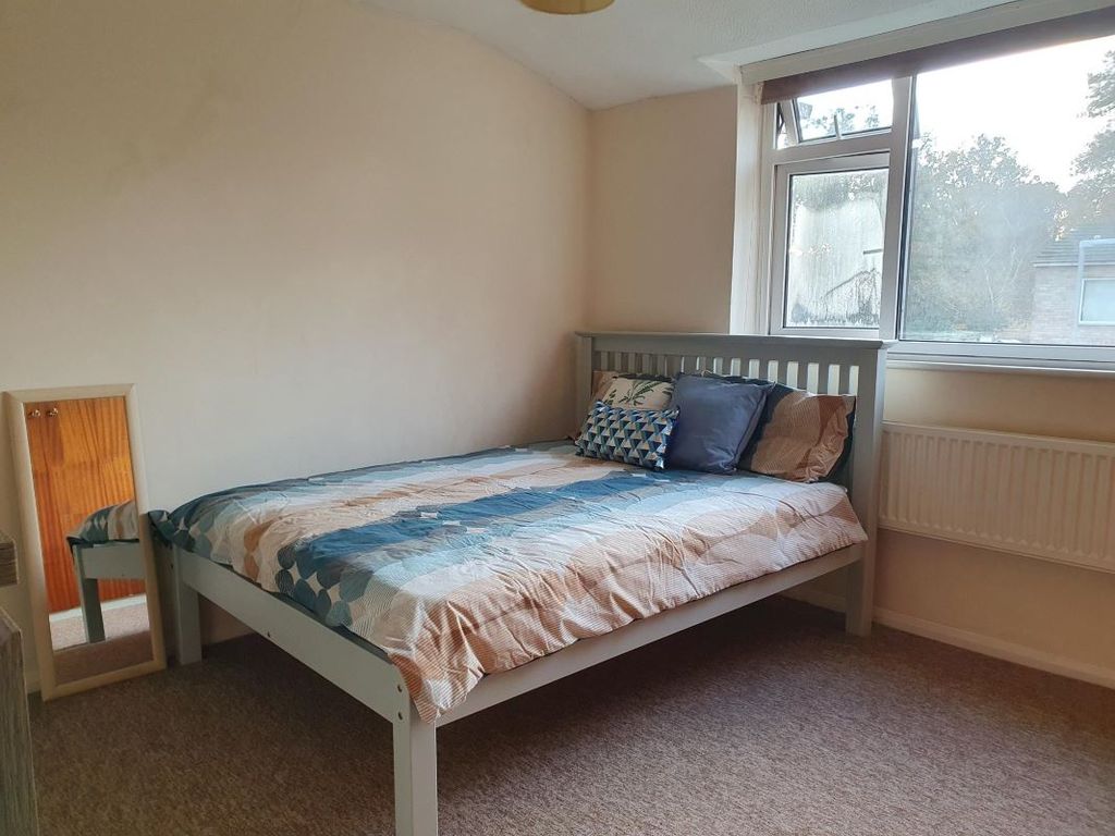 Additional image 10 of 6 bed terraced house for sale5 Glebewood, Bracknell, Berkshire RG12