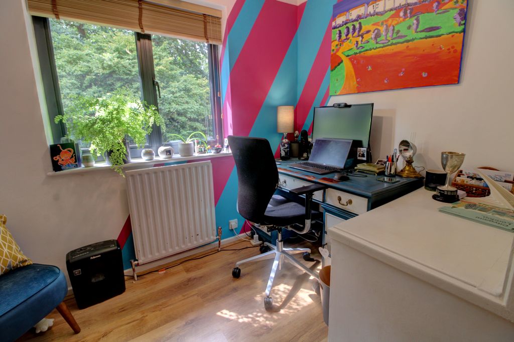 Additional image 15 of 4 bed semi-detached house for saleLily Hill Road, Bracknell RG12