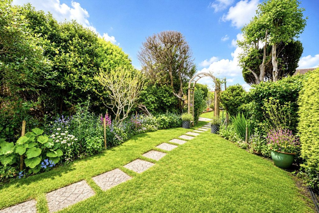 Additional image 2 of 3 bed semi-detached house for saleStation Road, Westbury BA13
