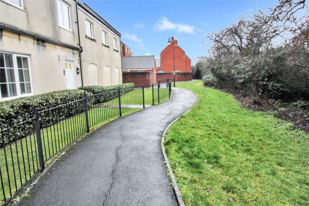 Additional image 4 of 2 bed flat for saleJagoda Court, Haydon End, Swindon, Wiltshire SN25
