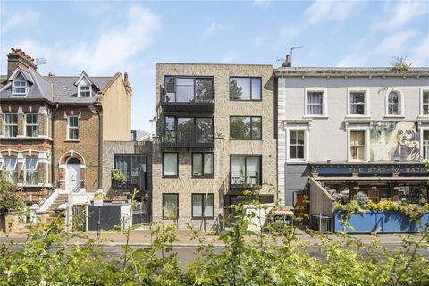 35A Queensdown Road, Hackney, London E5