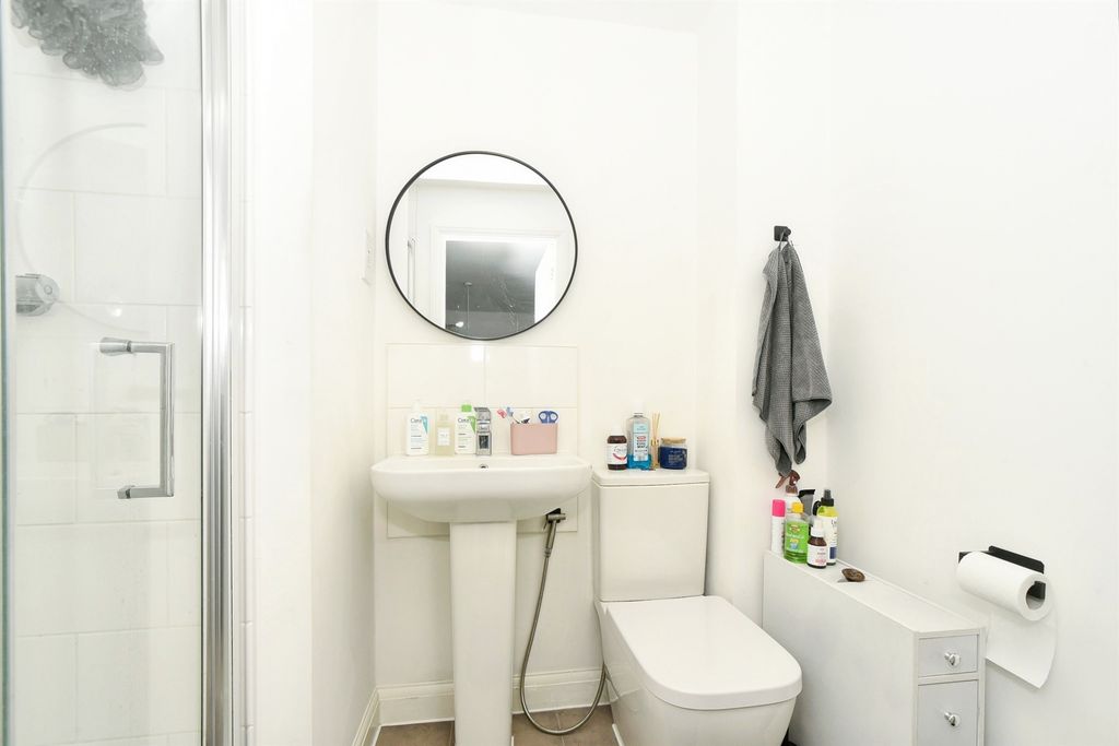 Additional image 8 of 3 bed semi-detached house for salePrunus Walk, Swindon SN1
