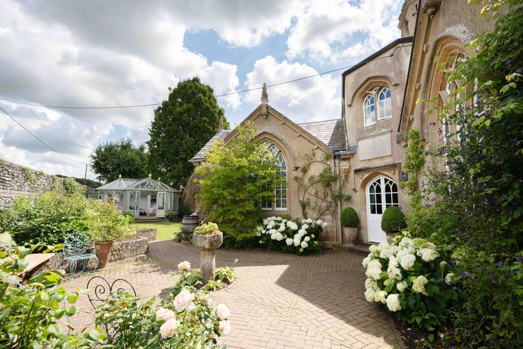 Additional image 5 of 4 bed detached house for saleMildenhall, Marlborough SN8