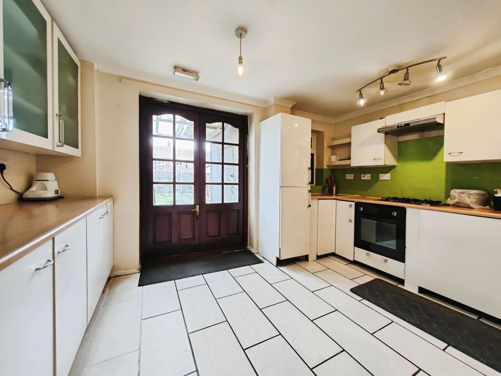 Additional image 14 of 4 bed terraced house for saleBarnett Green, Bracknell, Bracknell Forest RG12