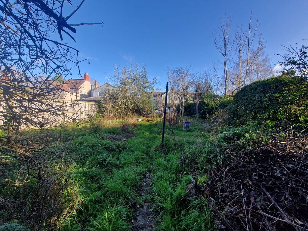 Additional image 4 of 4 bed end terrace house for saleCheney Manor Road, Swindon SN2