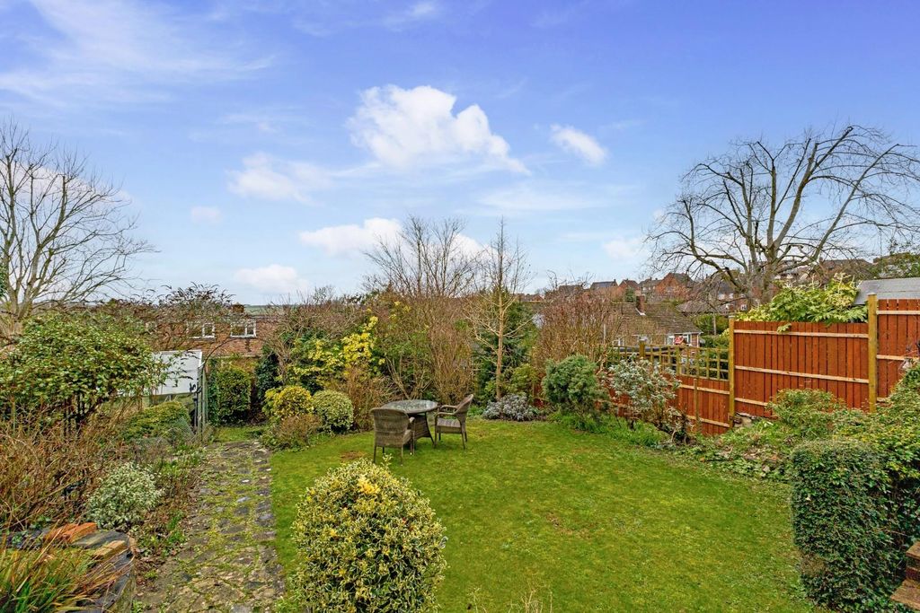 Additional image 20 of 4 bed property for saleAssisi Road, Salisbury SP1