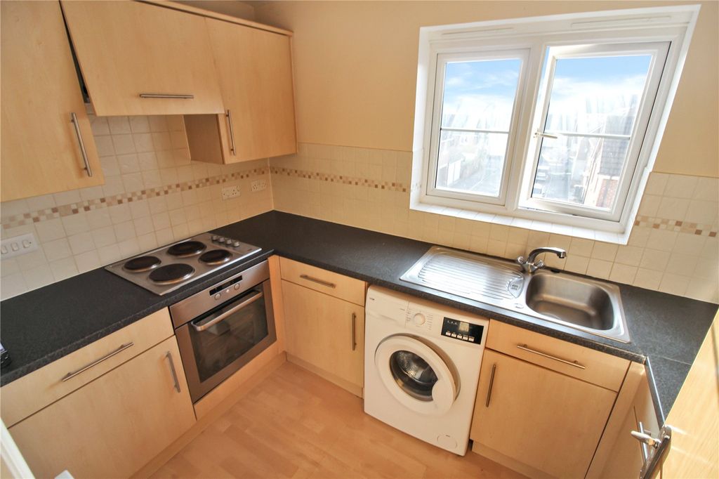 Additional image 4 of 2 bed flat for saleTorun Way, Swindon, Wiltshire SN25