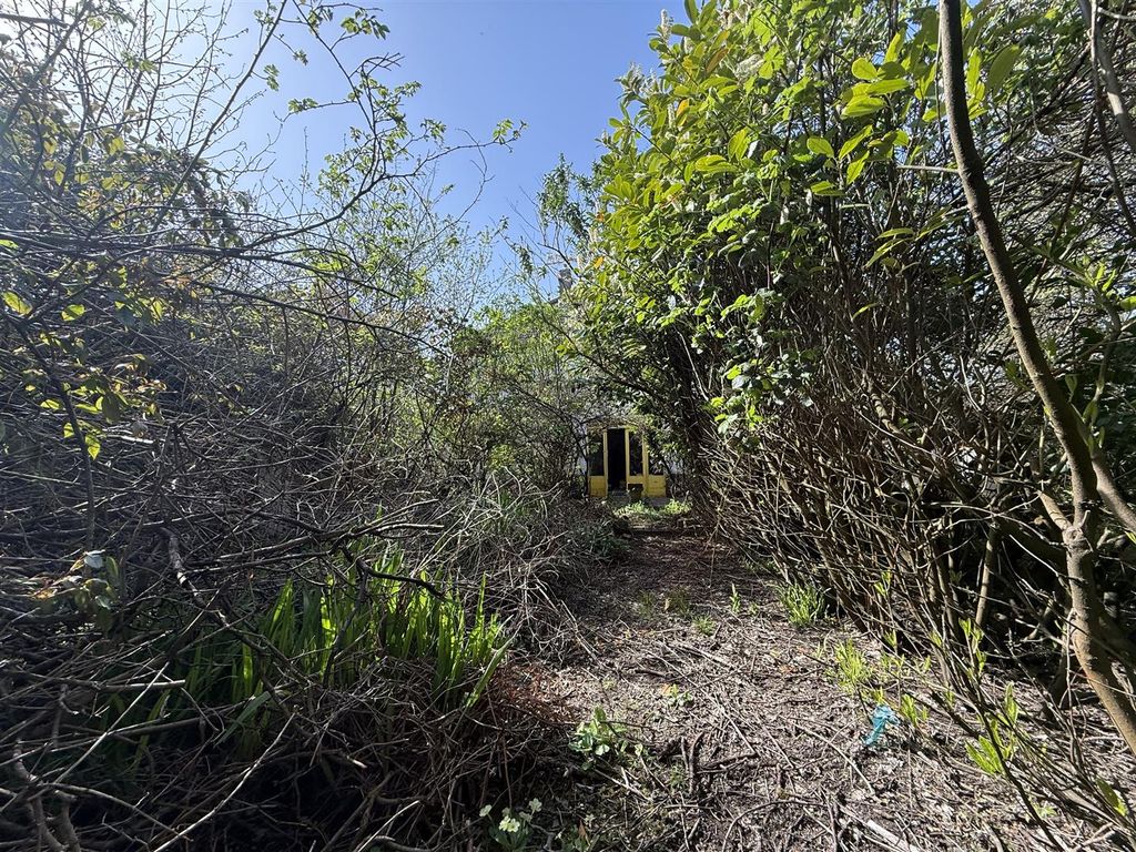 Additional image 15 of 4 bed detached house for saleMarlborough Road, Swindon SN3