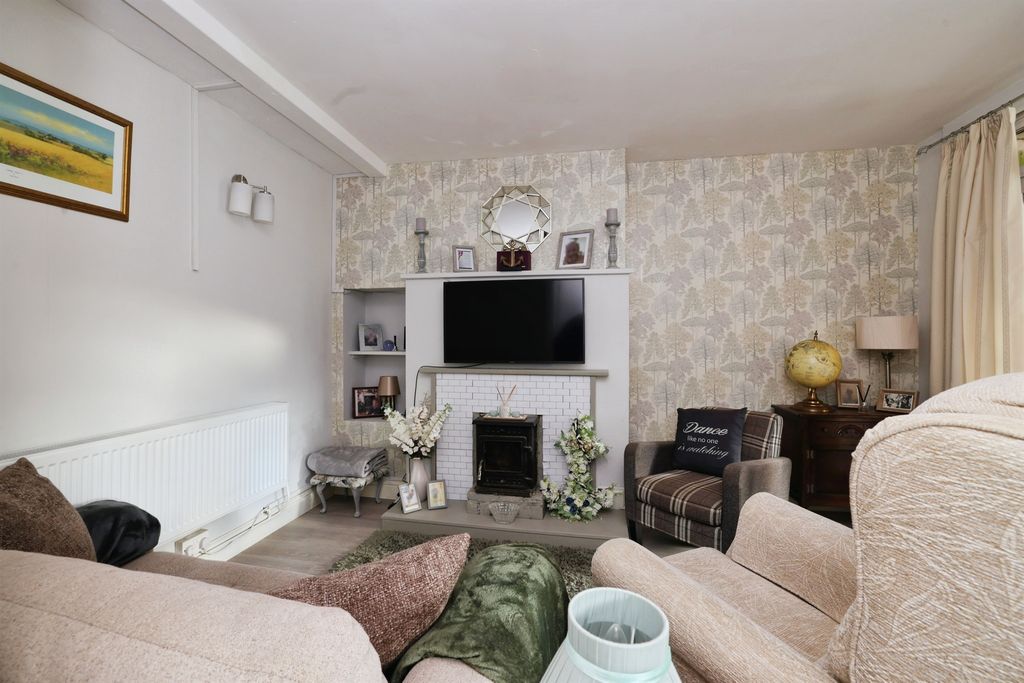 Additional image 6 of 4 bed semi-detached house for saleFargo Road, Larkhill, Salisbury SP4