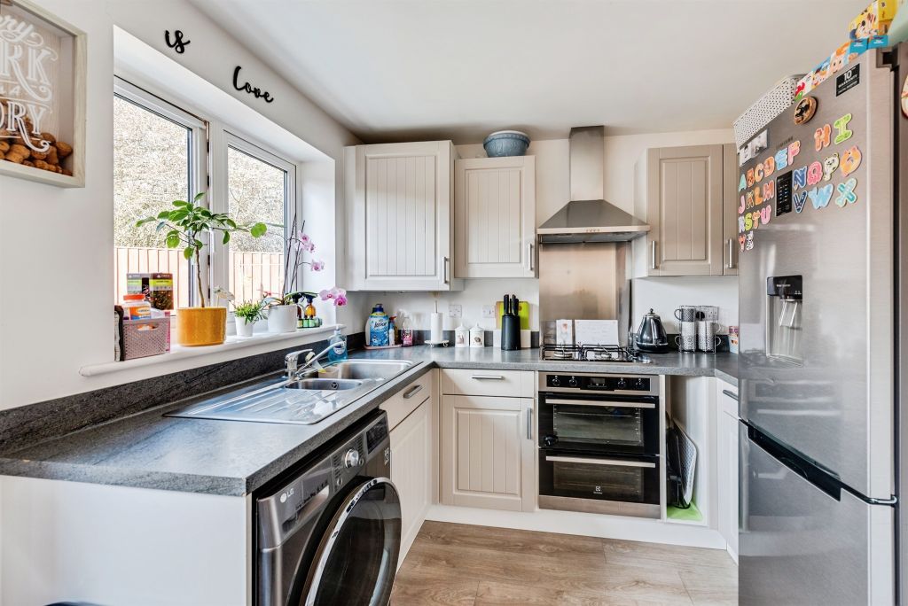 Additional image 2 of 3 bed semi-detached house for saleBrickworth Place, Swindon SN3