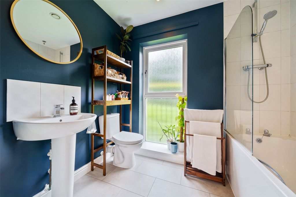 Additional image 6 of 1 bed flat for saleGibson Drive, Bracknell, Bracknell Forest RG12