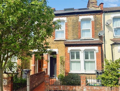 Clarendon Road, Colliers Wood SW19