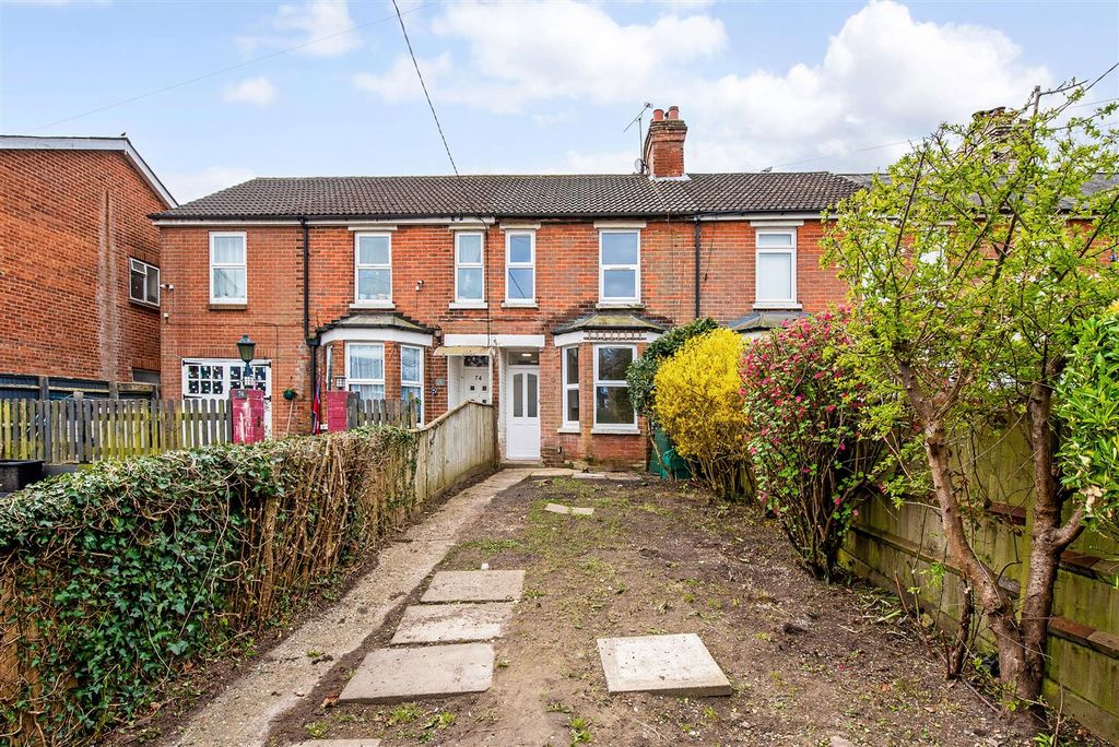 2 bed terraced house for saleAndover Road, Ludgershall, Andover SP11