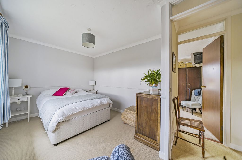 Additional image 8 of 3 bed detached house for saleGrindal Drive, Grange Park, Swindon SN5