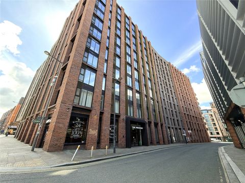David Lewis Street, Liverpool, Merseyside L1