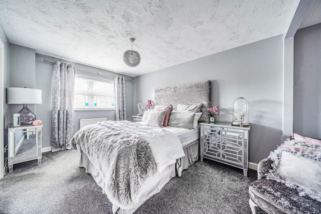 Additional image 11 of 4 bed detached house for saleWatermead, Swindon SN3