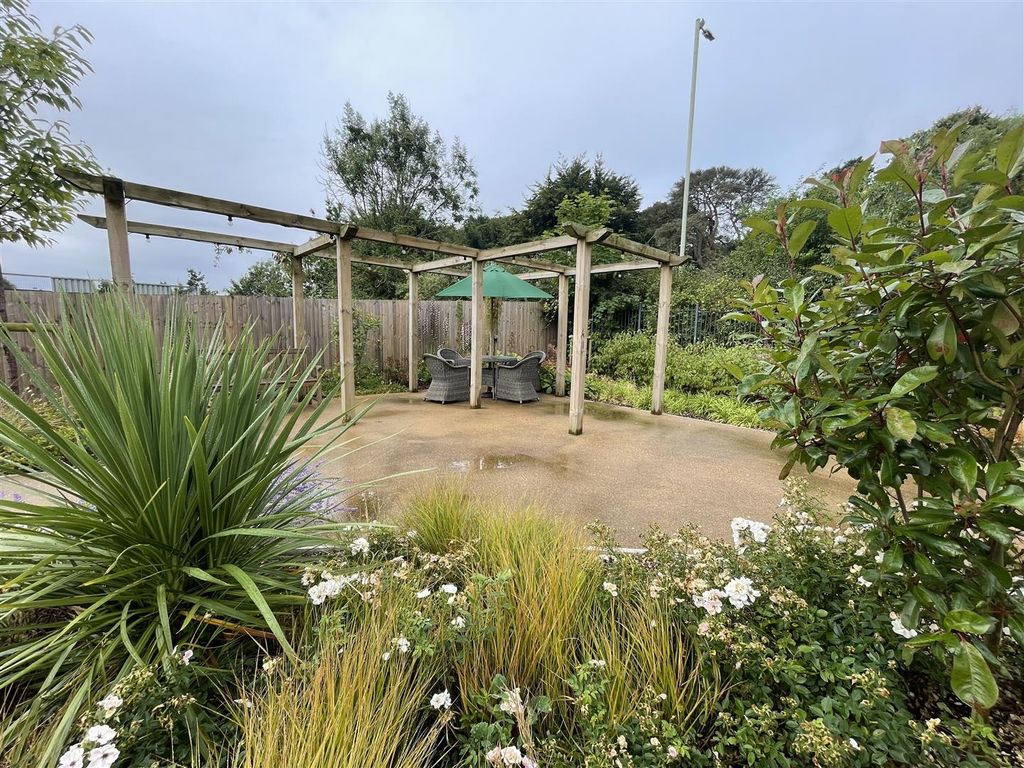 Additional image 10 of 1 bed property for saleLowry Way, Swindon SN3