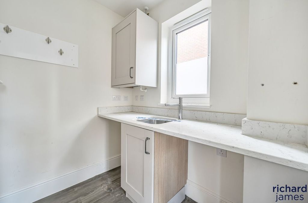 Additional image 11 of 4 bed detached house for saleCrofton Road, Swindon SN3