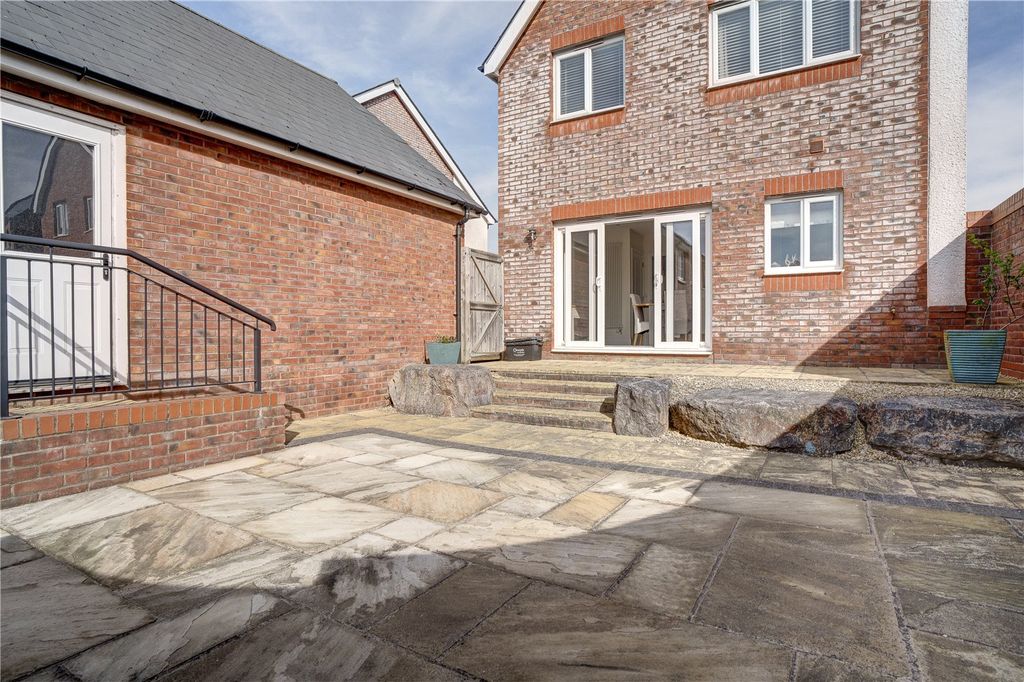 Additional image 9 of 3 bed detached house for saleHomington Avenue, Coate, Swindon, Wiltshire SN3